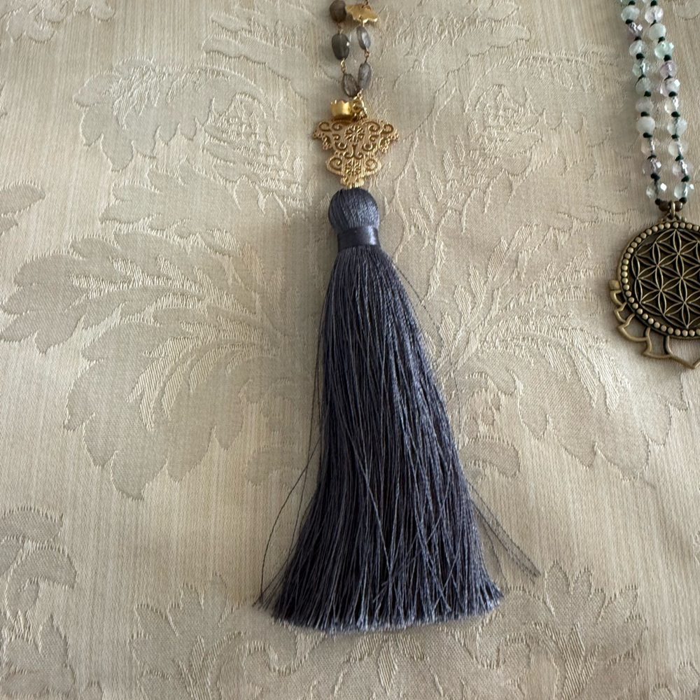 Elegant Tassel Necklace